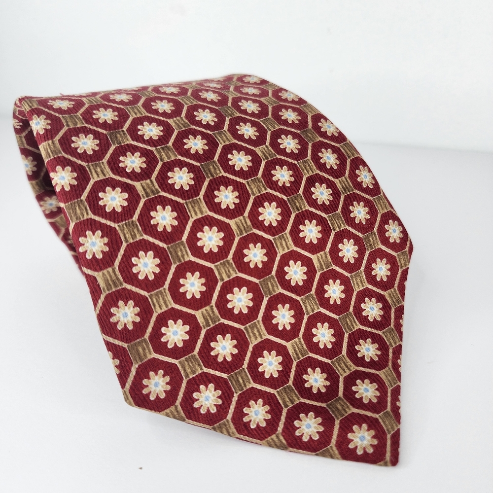 COUNTESS MARA Red Silk Tie.